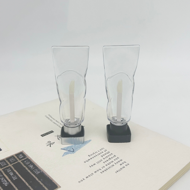 4ml Bottle Lip Glaze Lipstain Hydrating Clear Container Refillable Toothpaste Type Concealer Tubes Balm Lip Gloss Empty Tube