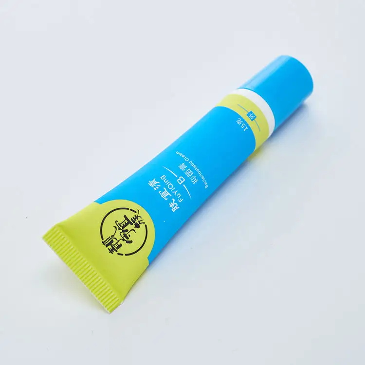 lipgloss cosmetic tube