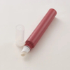 Hot Selling Unique Squeeze Lipstick Lip Balm Cosmetic Packaging Tube Sponge Applicator Custom Empty 15 Ml Slant Flocking Sponge Lip Gloss Tube