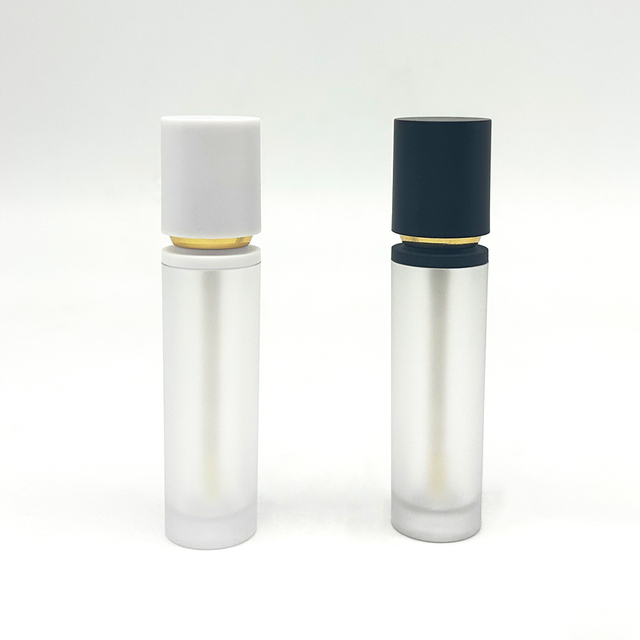 Hot Sale Empty Refillable Round Pink Black White Lipgloss Packaging Concealer Bottles Frost Lip Gloss Container Wand Tube